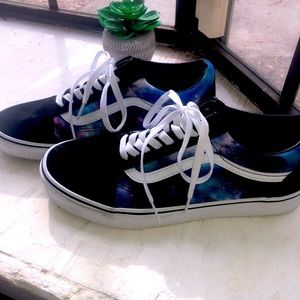 Vans low top sneakers